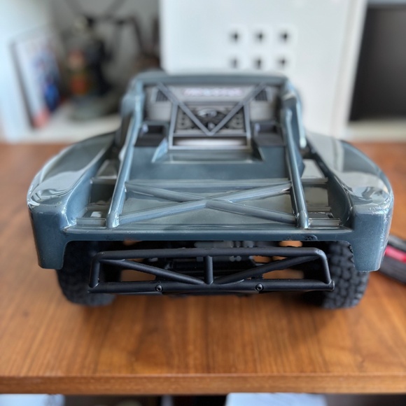 Traxxas slash 2wd bl-2s - Picture 5 of 7